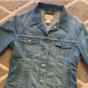 Levi’s denim jacket